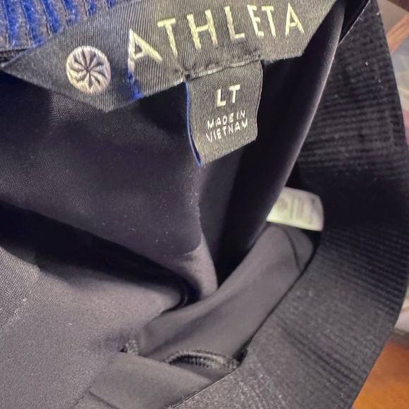 Athleta Women's Pleated Pull-On Trousers Black LT - Picture 5 of 5